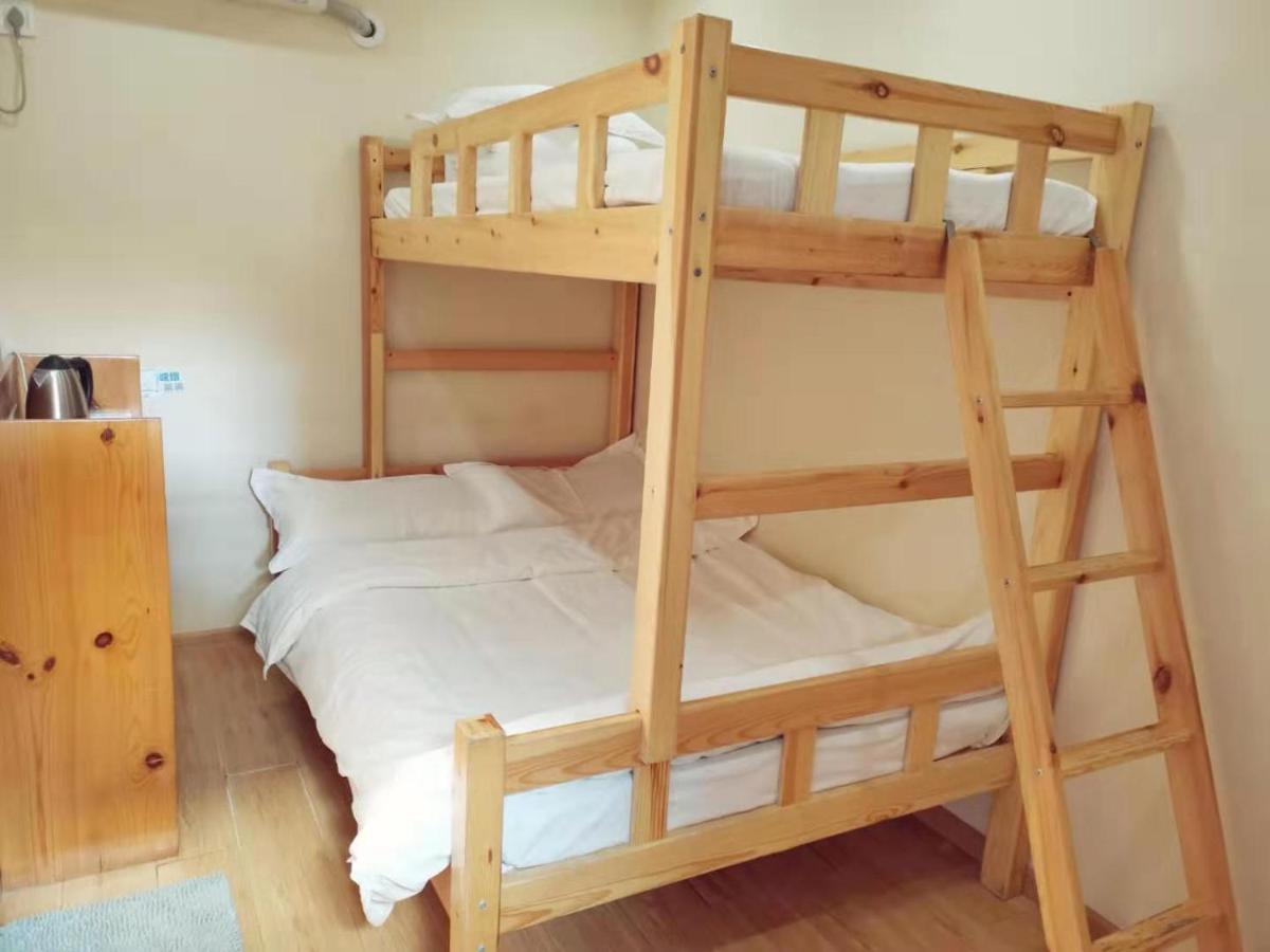 Yue Bin Ge Courtyard Guest house