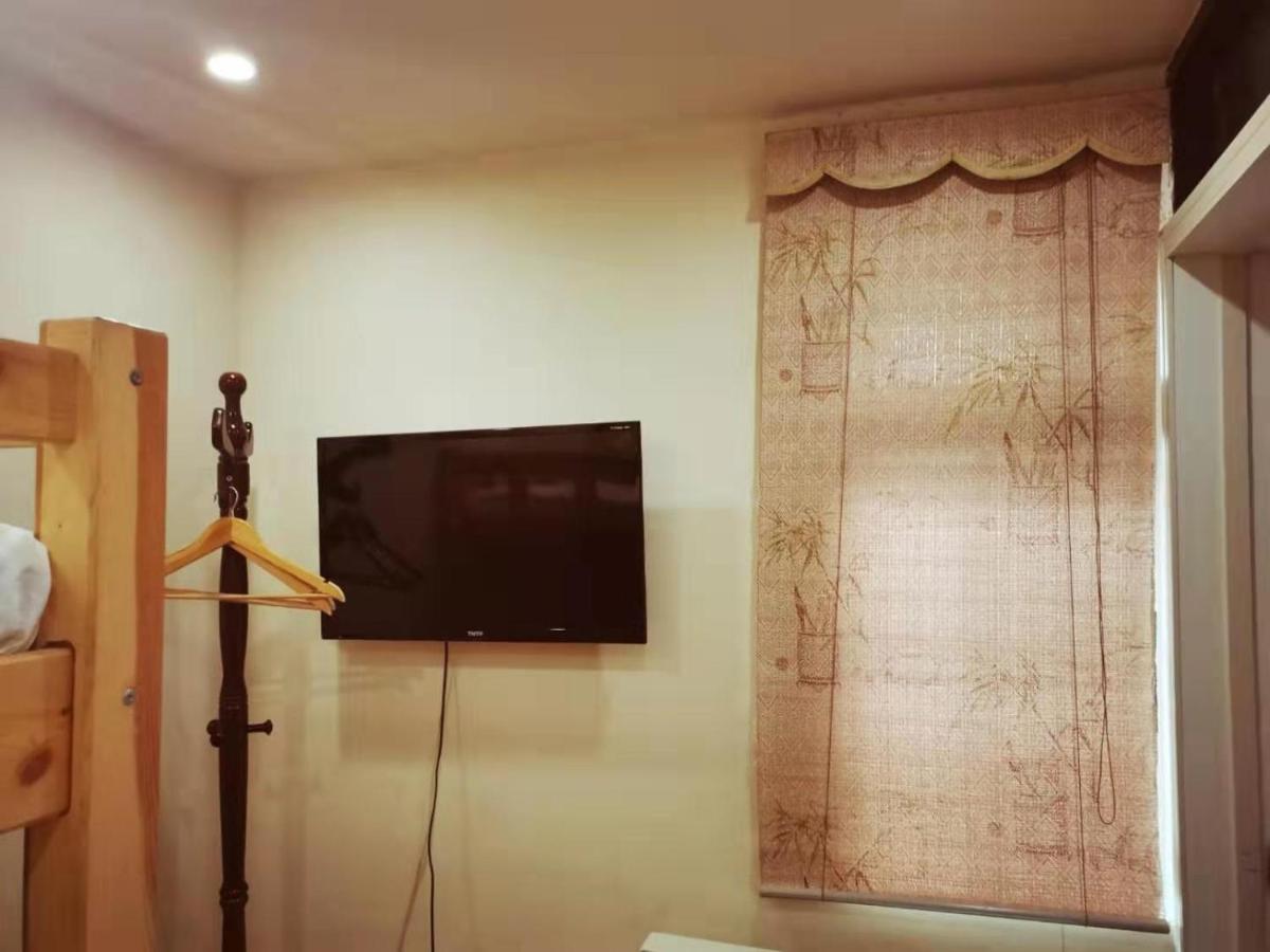 Yue Bin Ge Courtyard Guest house